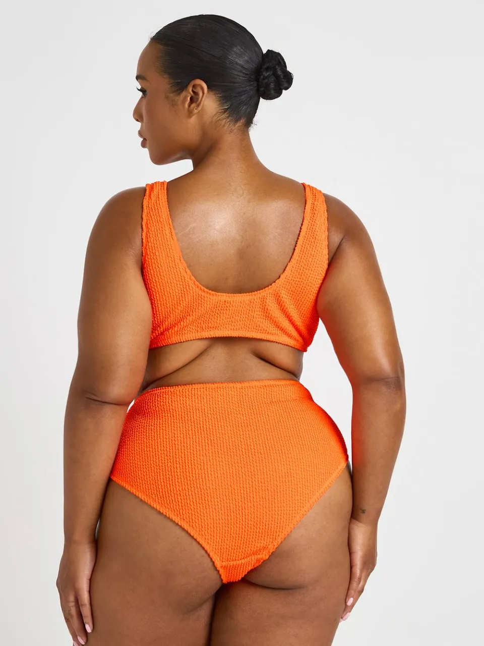 boohoo Dames Plus Crinkle Knoop Top & Hoge Taille Bikini rood, foto 2
