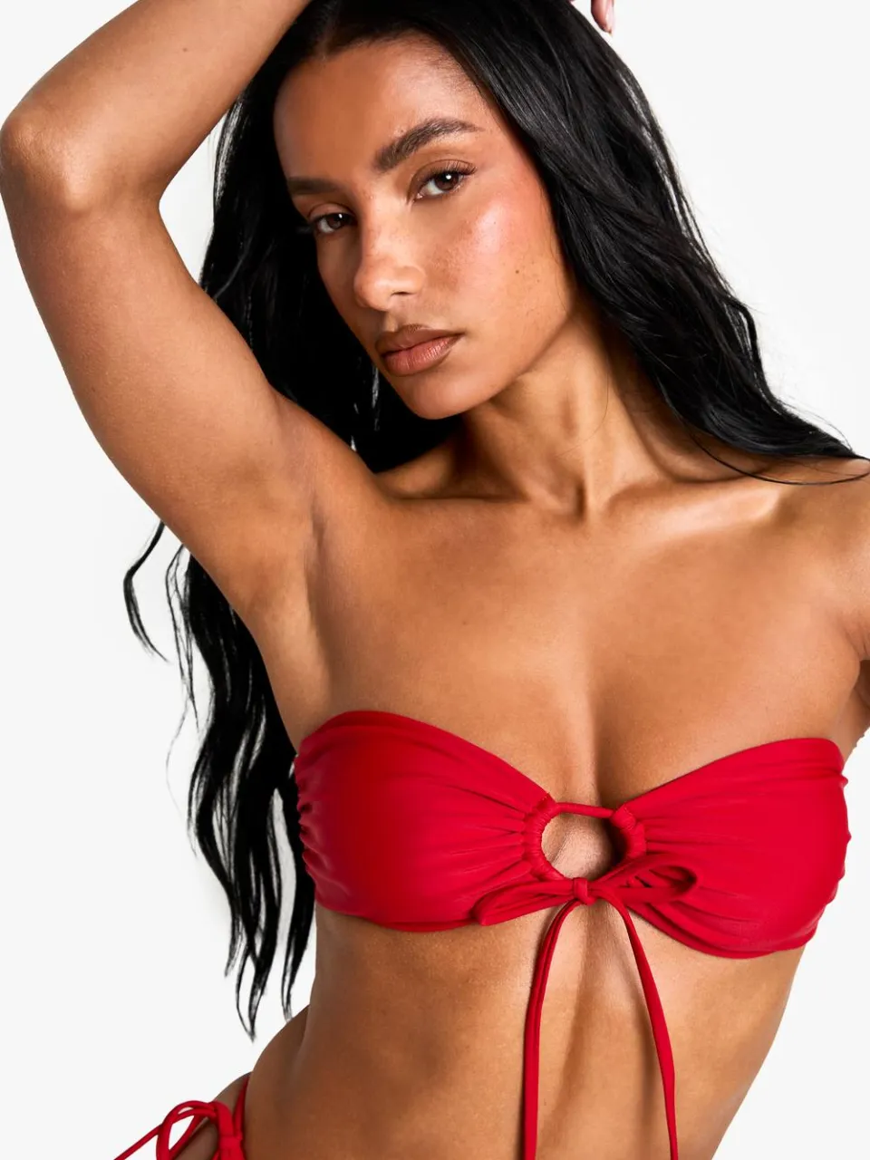 boohoo Dames Swimwear Essentials Multiway Bandeau Bikini Top rood, foto 4