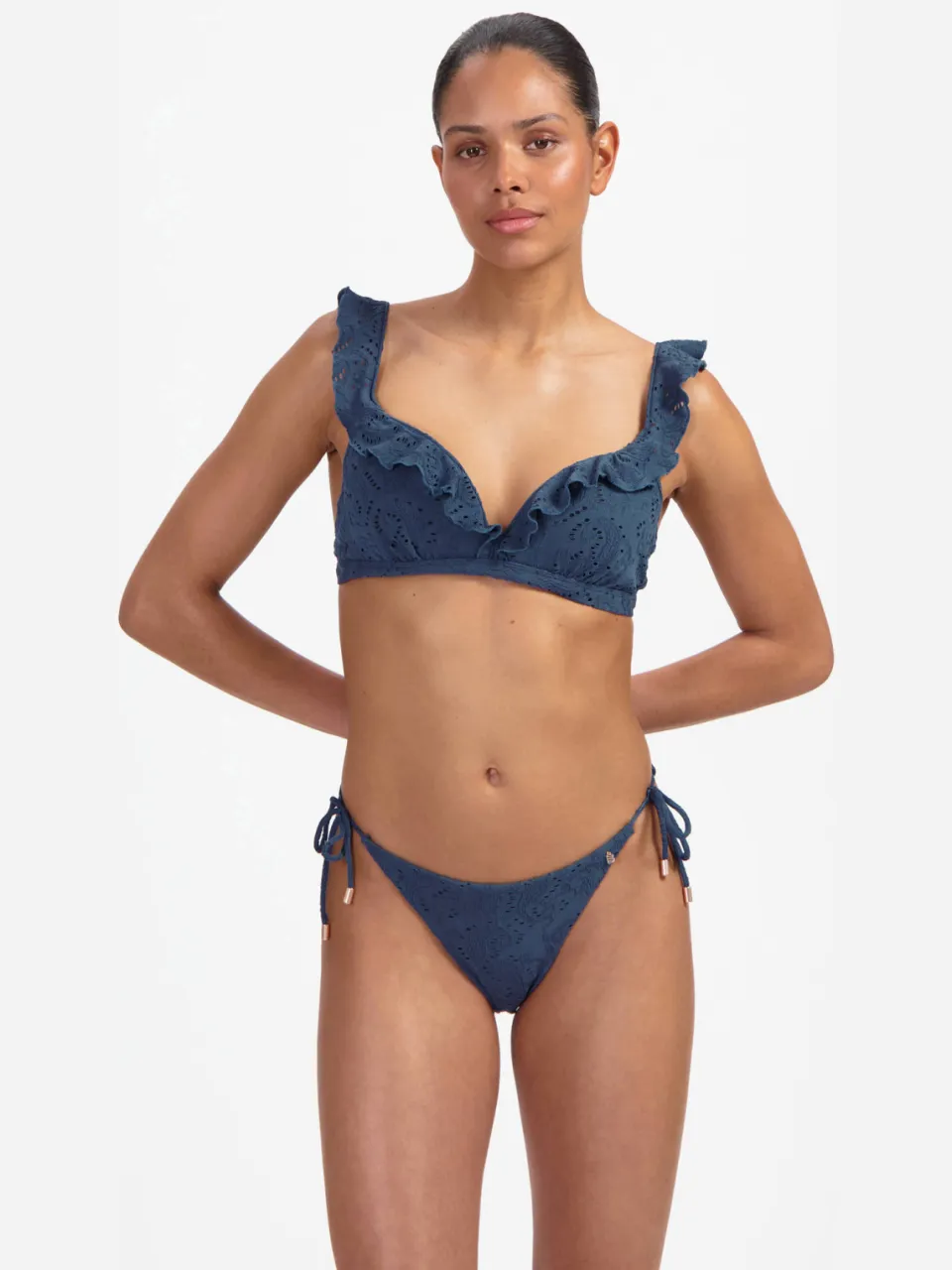 Beachlife beugel bikinitop broderie anglaise donkerblauw