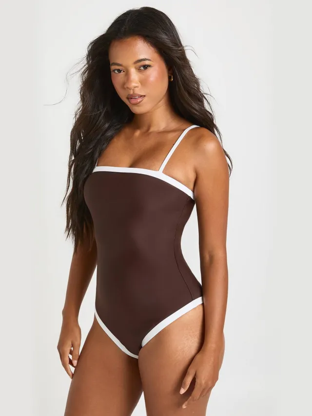 boohoo Dames Buikcontrolerend Badpak Met Contrasterende Vierkante Hals Chocoladebruin